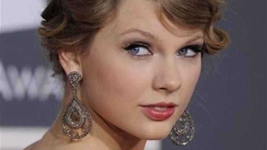 Taylor Swift glam 640